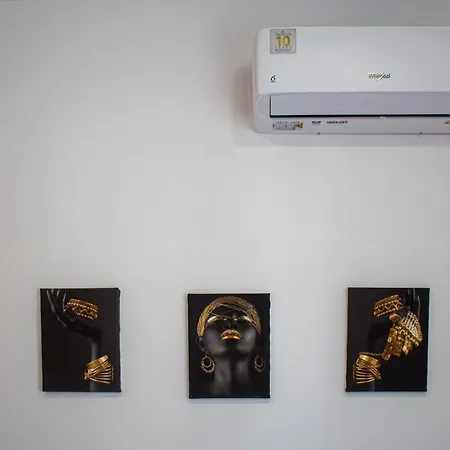 Casa Amarela - Conforto E Localizacao Central! *