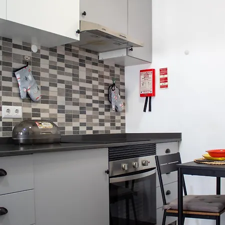 Дом отдыха Casa Amarela - Conforto E Localizacao Central! Фару