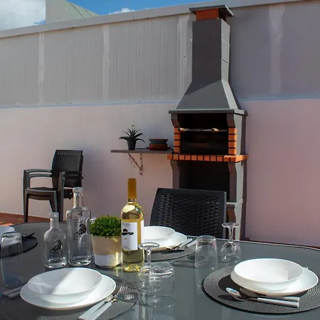 Casa Amarela - Conforto E Localizacao Central! Vakantiehuis *