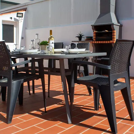 Vakantiehuis Casa Amarela - Conforto E Localizacao Central! *