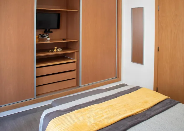Σπίτι διακοπών Casa Amarela - Conforto E Localizacao Central! *
